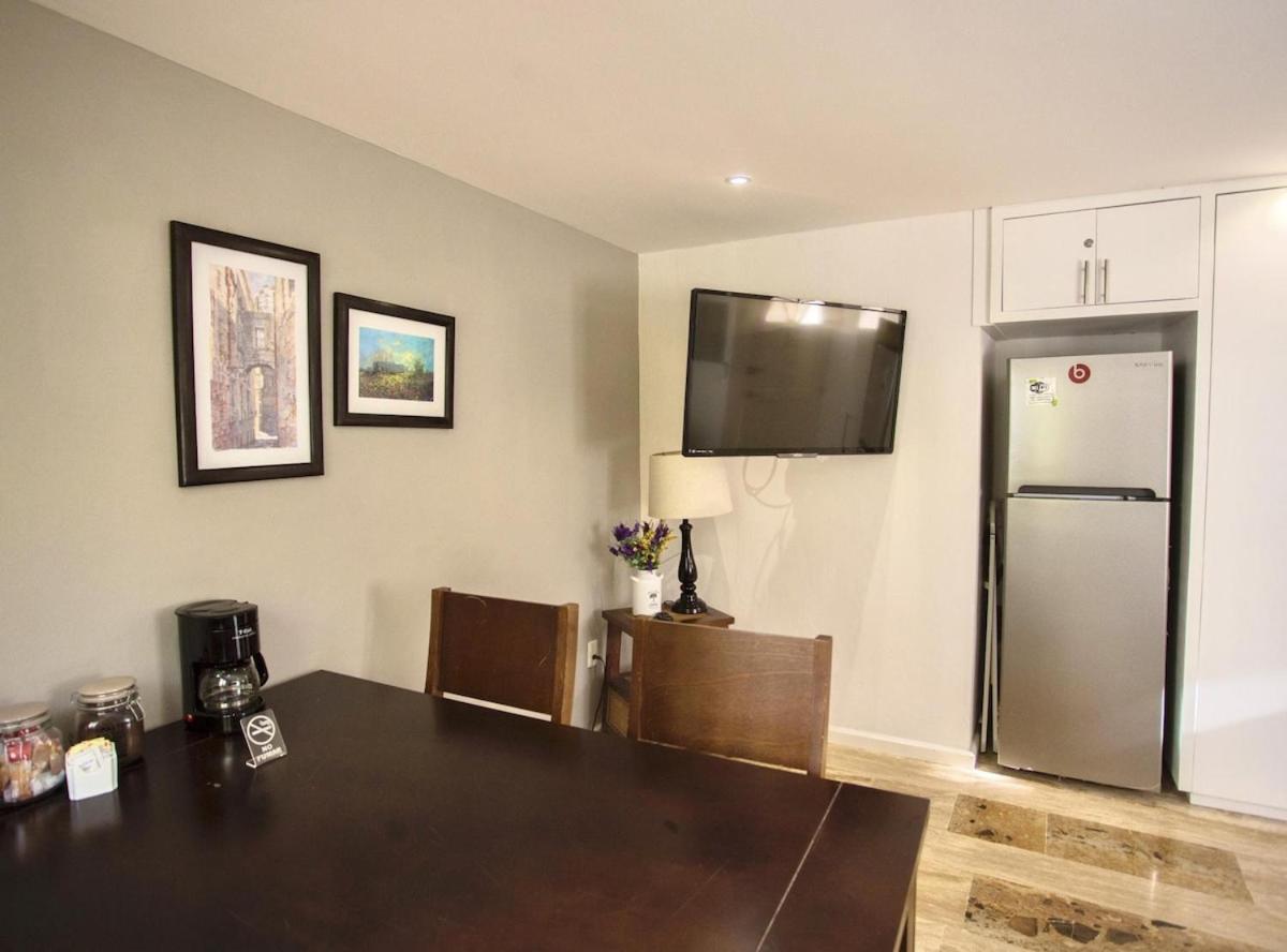 Cozy Loft With Pool, One Block From The Beach! Канкун Экстерьер фото